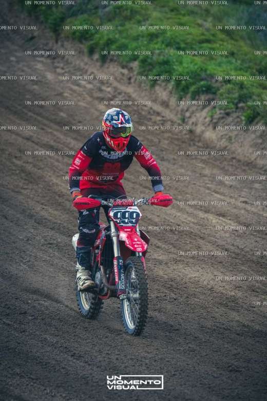 Foto 990